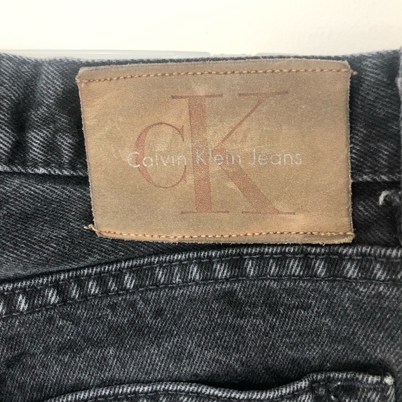 Calvin Klein vintage high rise mom style jeans. - Picture 5 of 13